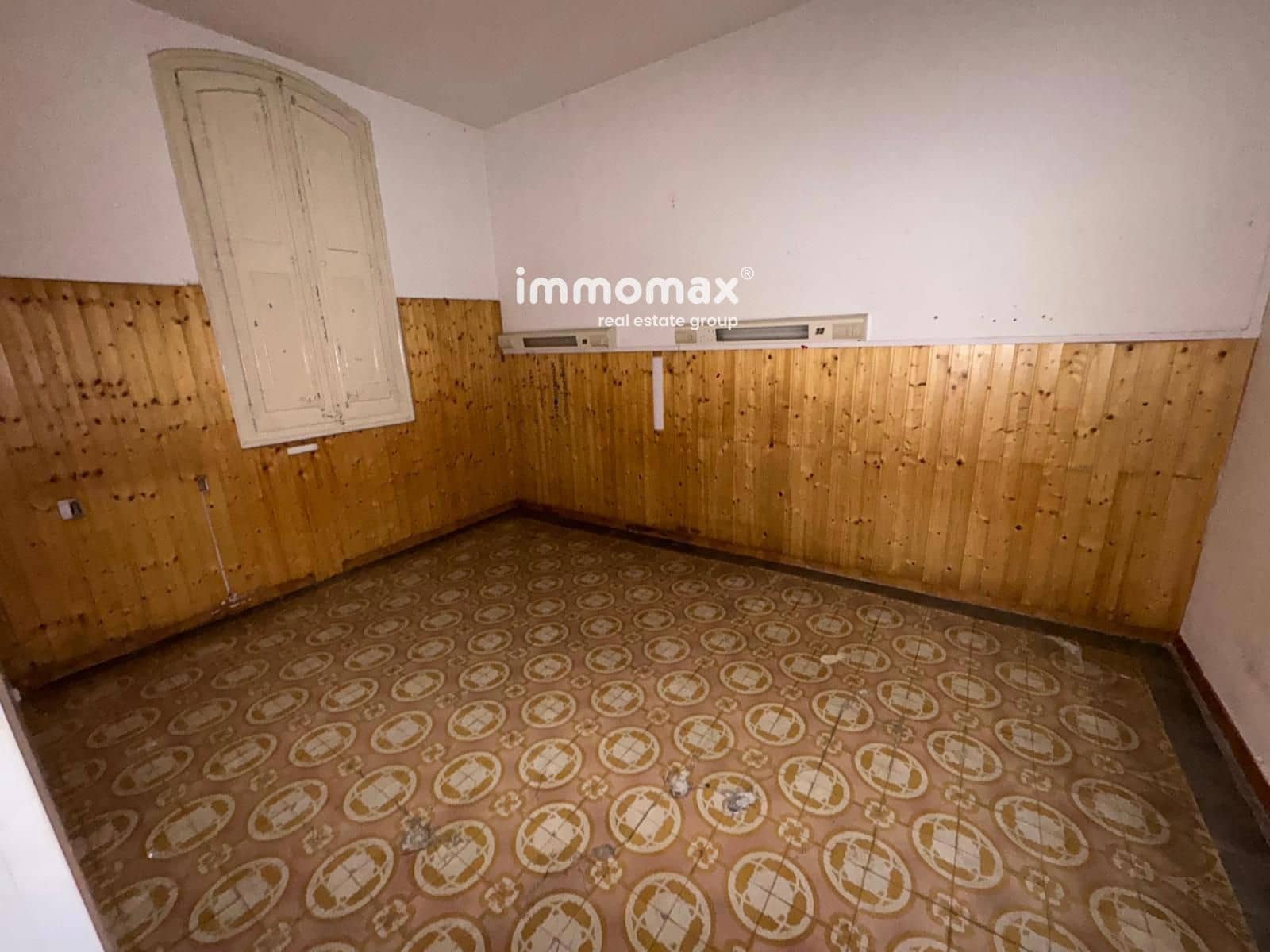 7 bedroom Villa for sale in Gelida - € 456,000 (Ref: 9363446)