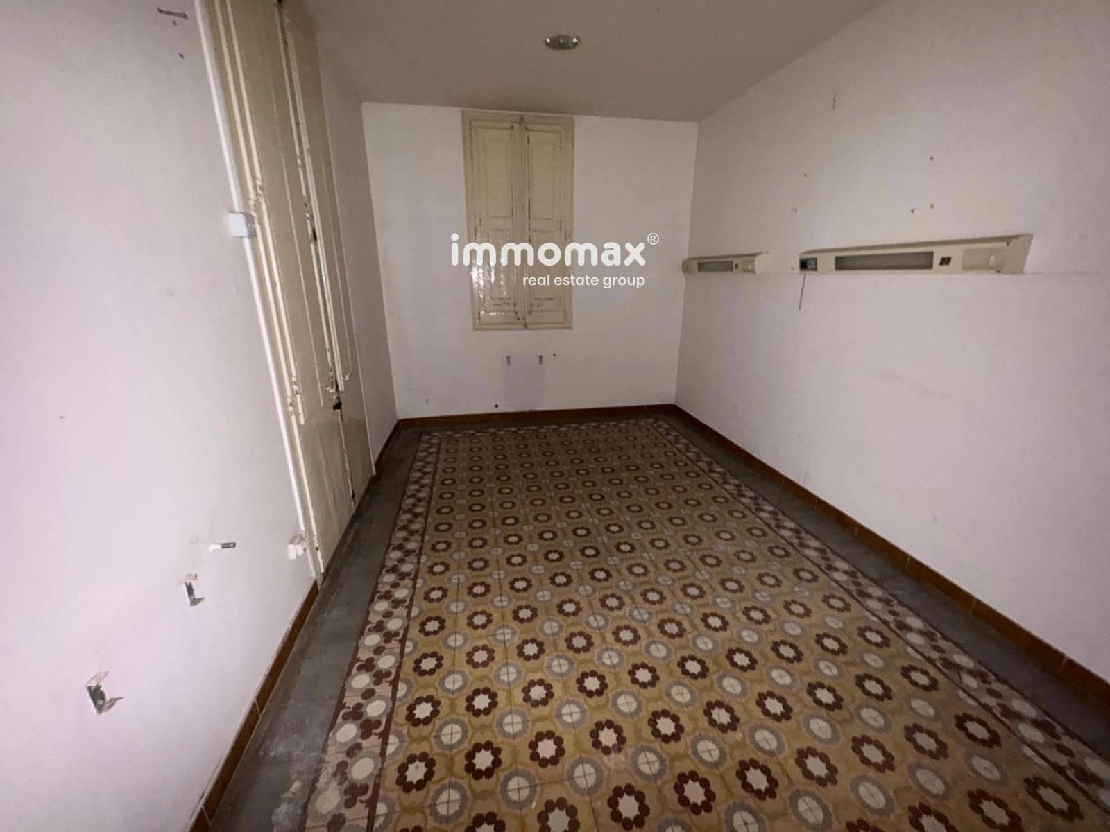 7 bedroom Villa for sale in Gelida - € 456,000 (Ref: 9363446)