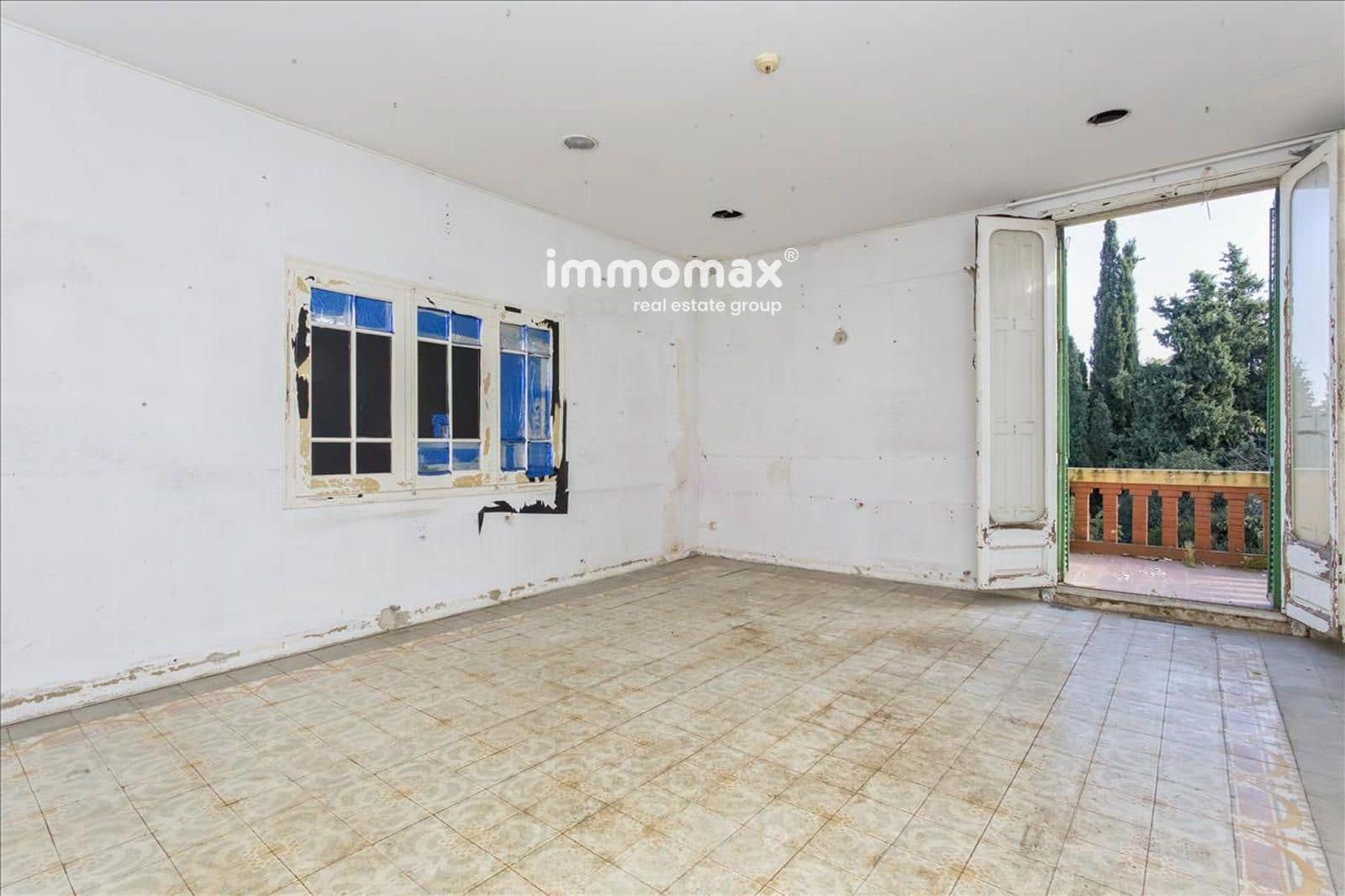 7 bedroom Villa for sale in Gelida - € 374,000 (Ref: 9363446)