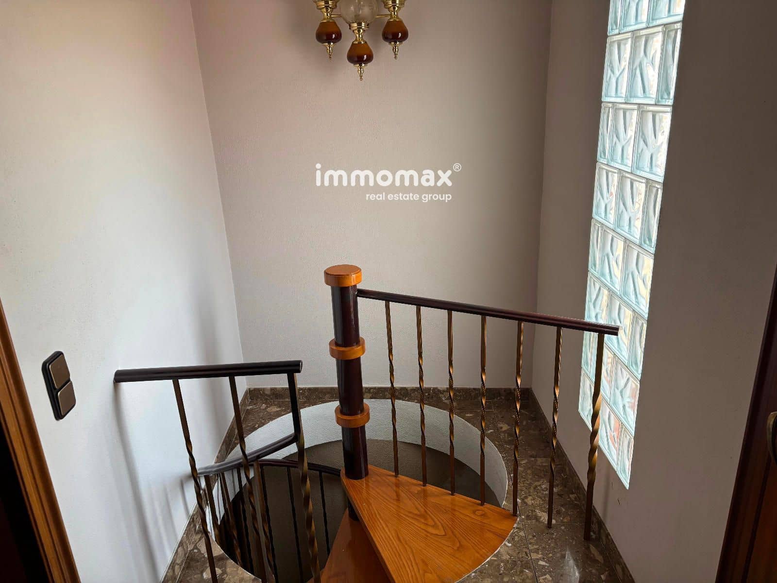 4 Zimmer Wohnung zu verkaufen in Terrassa - 325.000 € (Ref: 9374051)