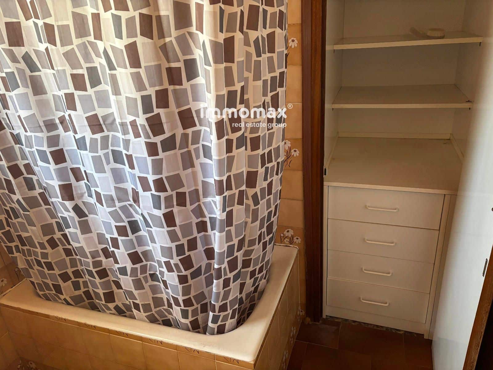 4 Zimmer Wohnung zu verkaufen in Terrassa - 325.000 € (Ref: 9374051)