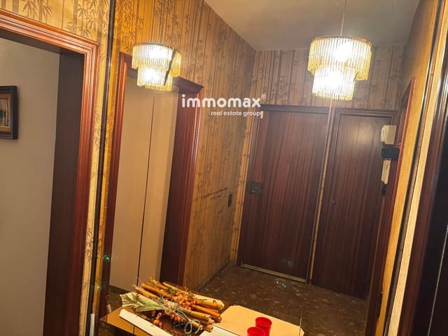 4 bedroom Flat for sale in Terrassa - € 325,000 (Ref: 9374051)