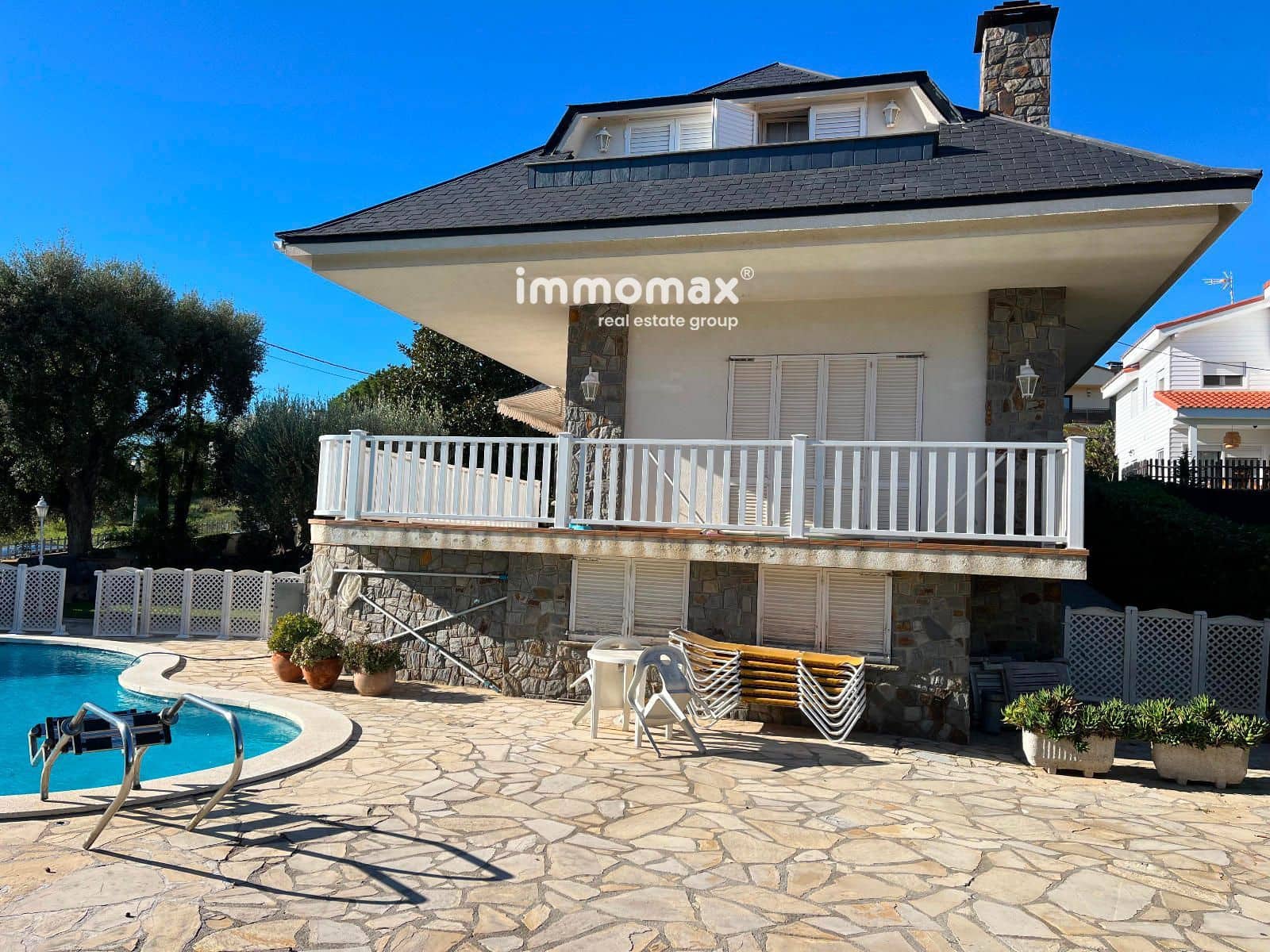 6 soveværelse Villa til salg i Santa Eulalia de Roncana med swimmingpool garage - € 620.000 (Ref: 9386362)