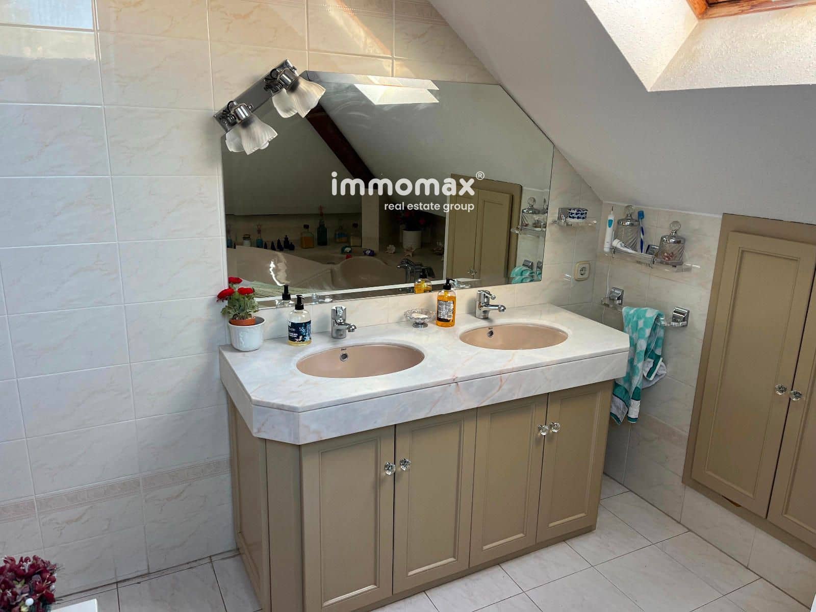 6 soveværelse Villa til salg i Santa Eulalia de Roncana med swimmingpool garage - € 620.000 (Ref: 9386362)