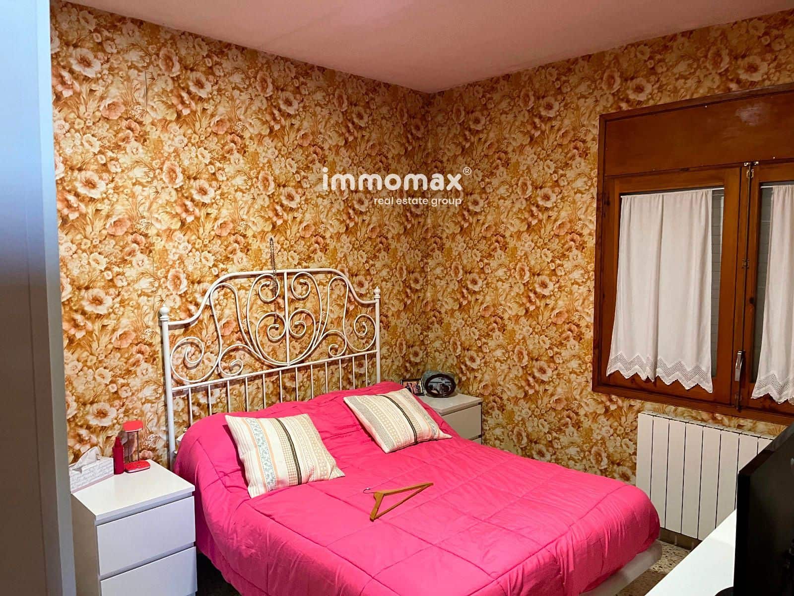 4 sypialnia Willa na sprzedaż w Santa Eulalia de Roncana z basenem - 475 000 € (Ref: 9386882)