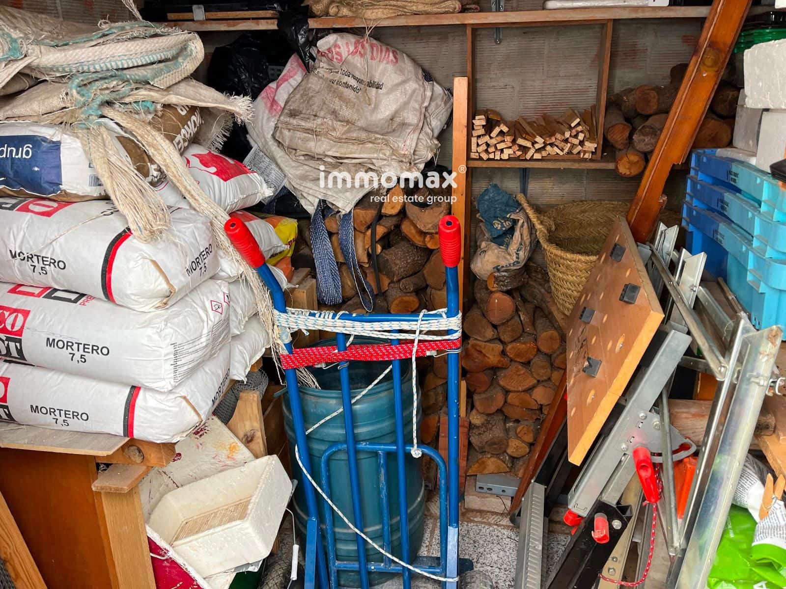 4 sypialnia Willa na sprzedaż w Santa Eulalia de Roncana z basenem - 475 000 € (Ref: 9386882)