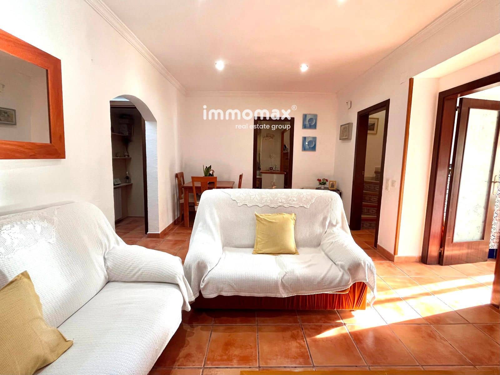 4 soveværelse Villa til salg i Vilanova i la Geltru med swimmingpool garage - € 355.000 (Ref: 9388728)