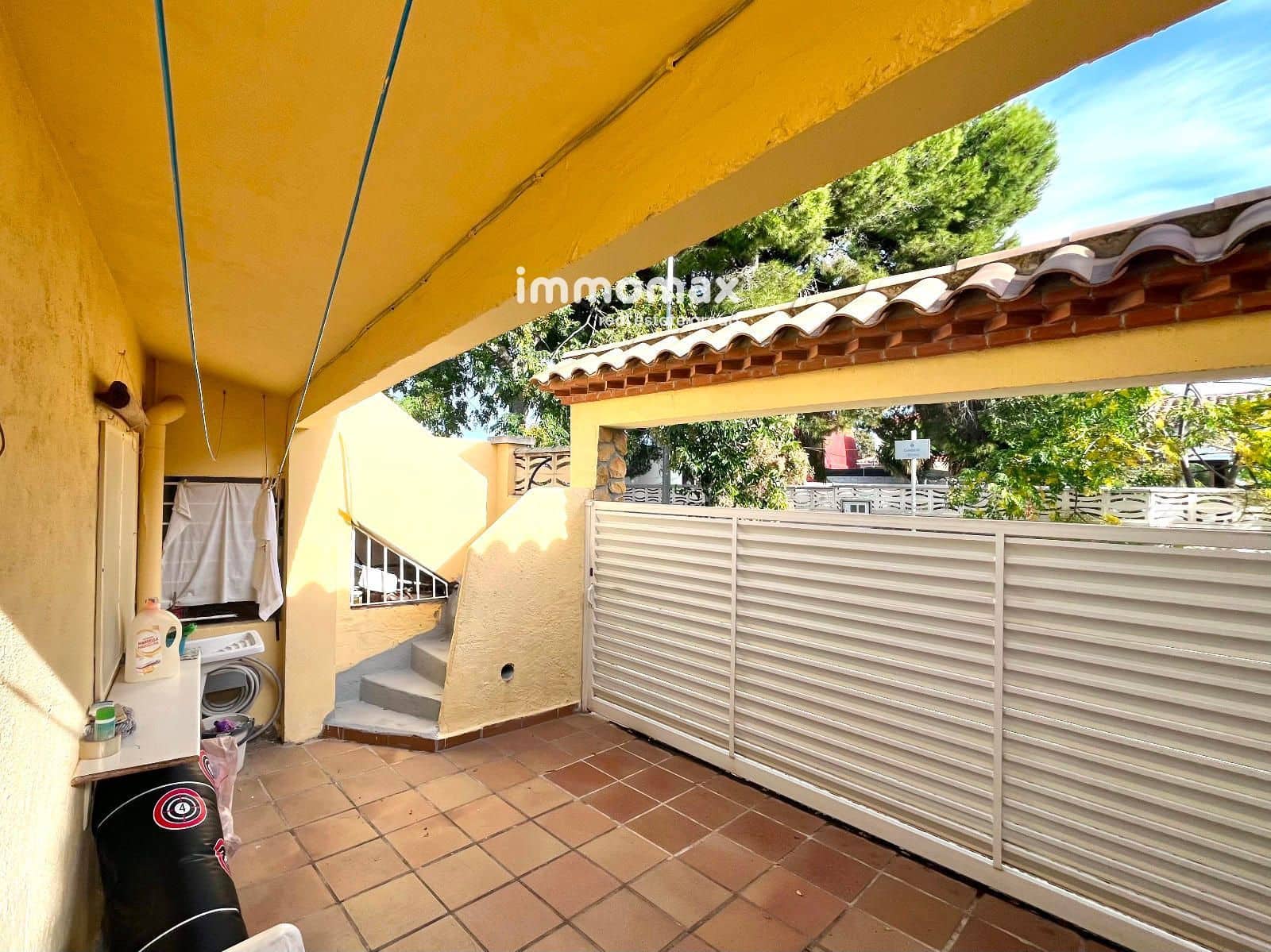 4 soveværelse Villa til salg i Vilanova i la Geltru med swimmingpool garage - € 355.000 (Ref: 9388728)