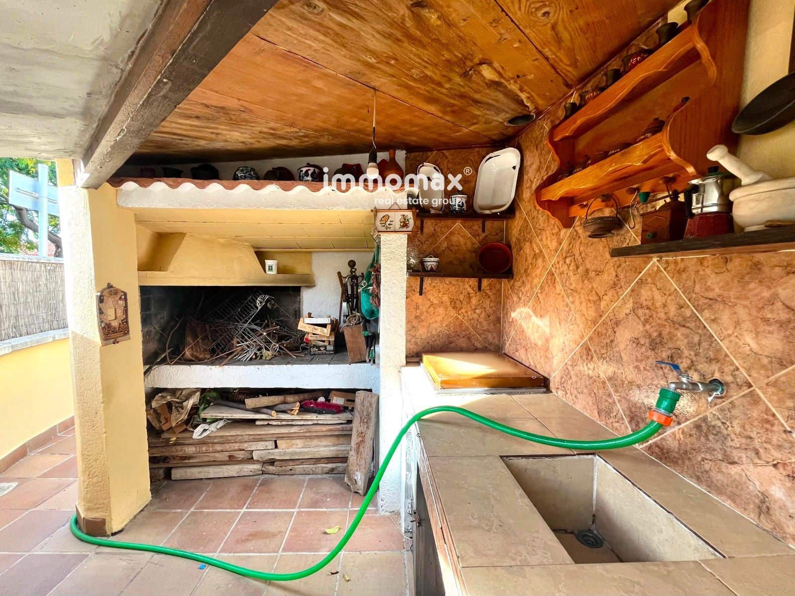 4 soveværelse Villa til salg i Vilanova i la Geltru med swimmingpool garage - € 355.000 (Ref: 9388728)