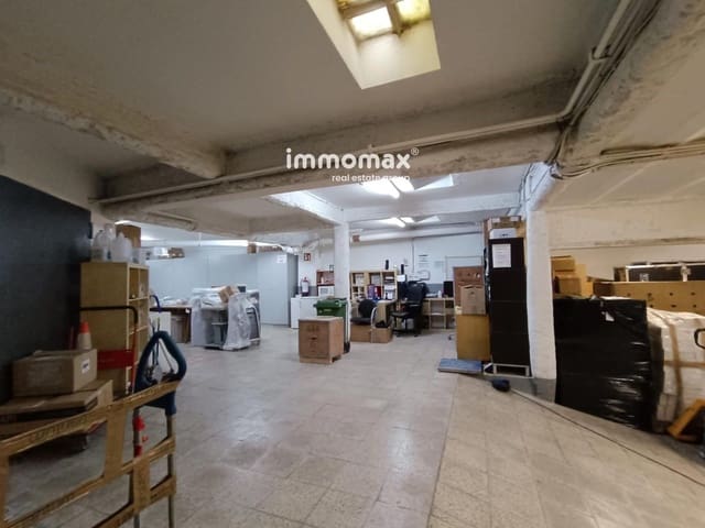 Commercieel te koop in Esplugues de Llobregat met garage - € 395.000 (Ref: 9388729)