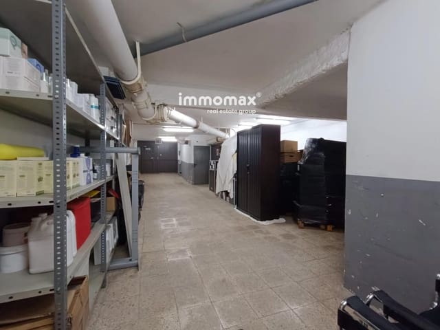 Commercieel te koop in Esplugues de Llobregat met garage - € 395.000 (Ref: 9388729)