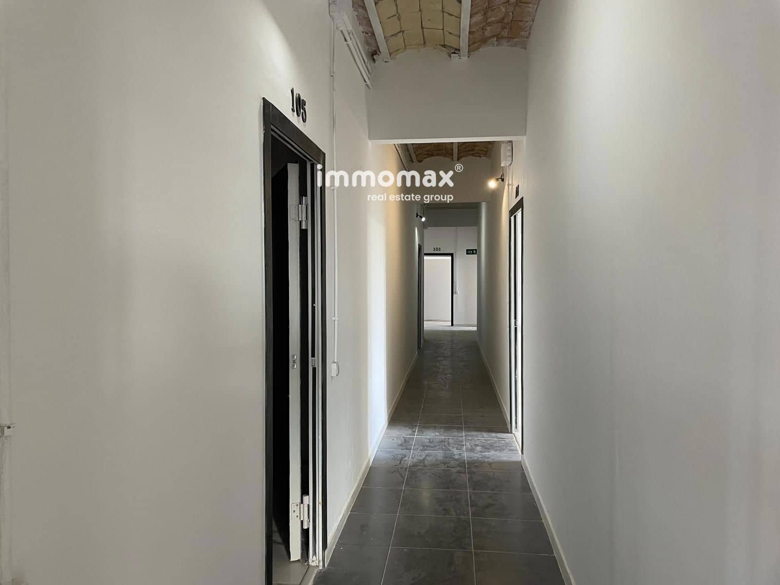 Komercyjne do wynajęcia w Mora d'Ebre - 2 900 € (Ref: 9396740)