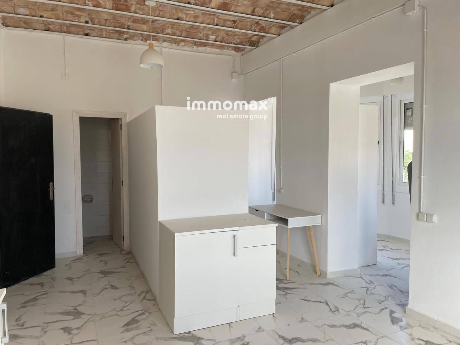 Komercyjne do wynajęcia w Mora d'Ebre - 2 900 € (Ref: 9396740)