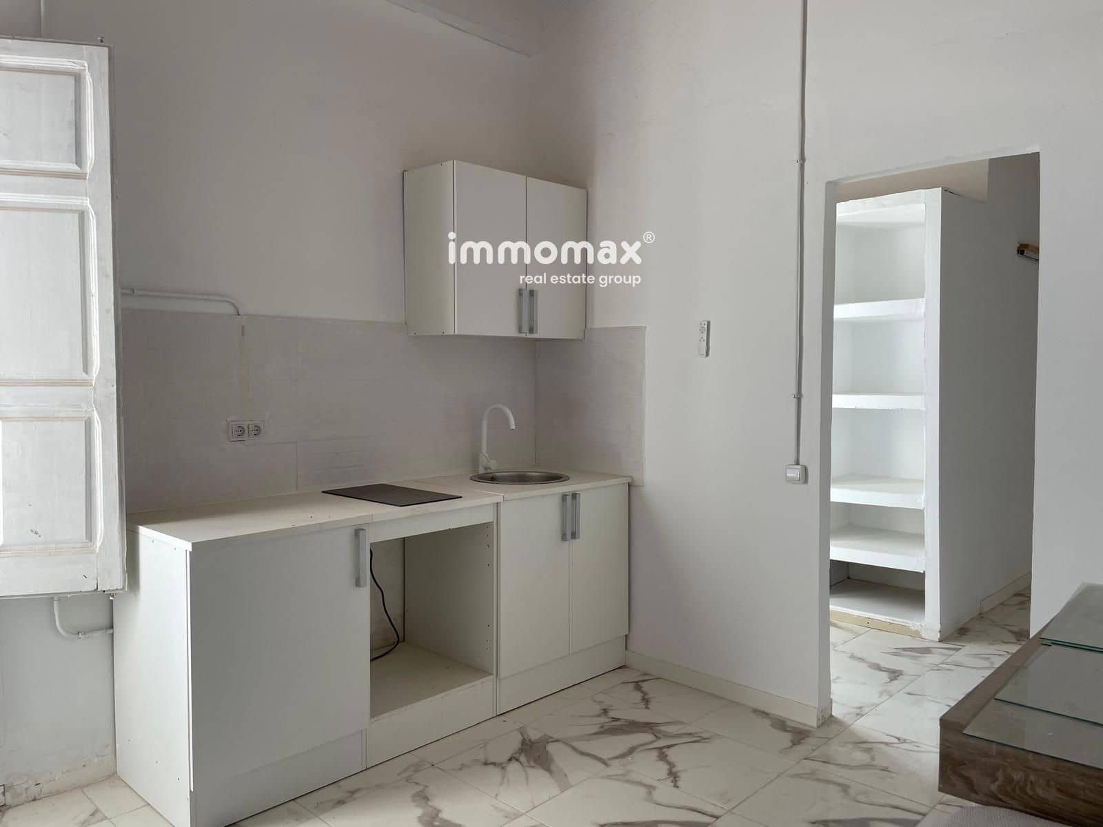 Komercyjne do wynajęcia w Mora d'Ebre - 2 900 € (Ref: 9396740)