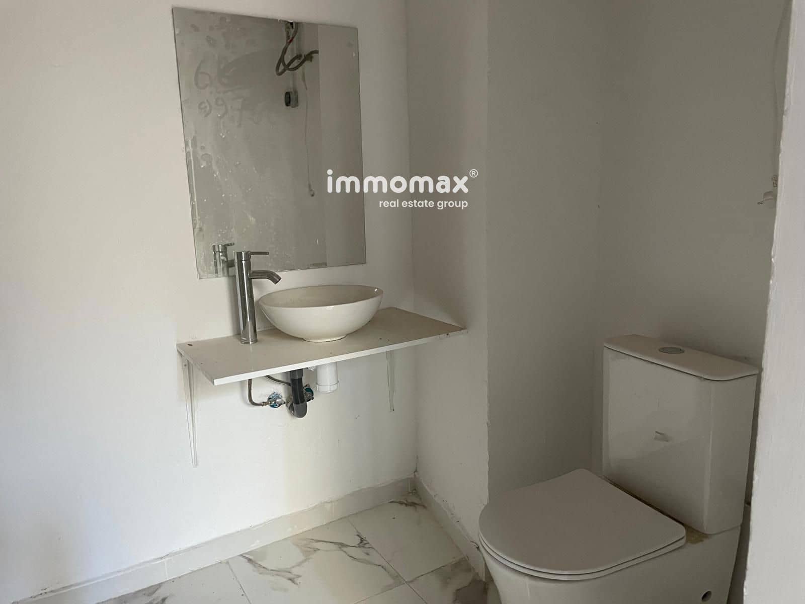 Komercyjne do wynajęcia w Mora d'Ebre - 2 900 € (Ref: 9396740)