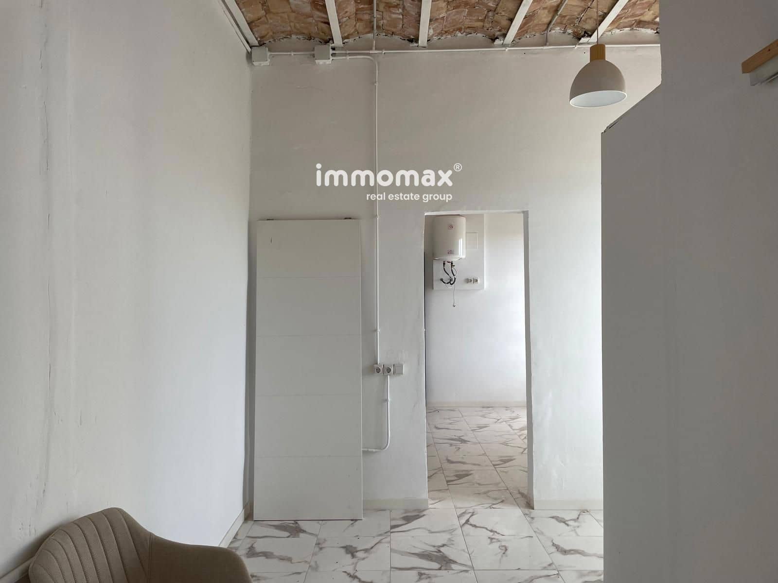 Komercyjne do wynajęcia w Mora d'Ebre - 2 900 € (Ref: 9396740)