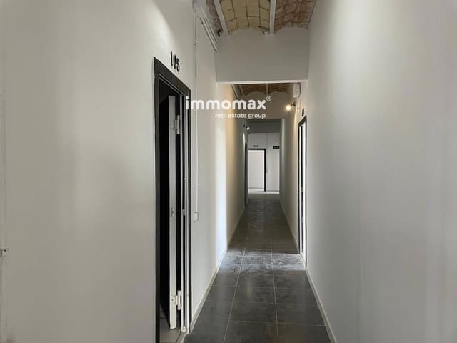 Commercial for rent in Móra d'Ebre - € 2,900 (Ref: 9396740)