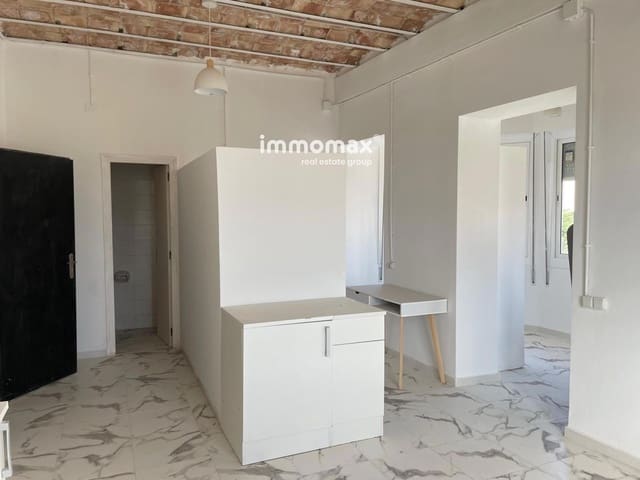 Commercial for rent in Móra d'Ebre - € 2,900 (Ref: 9396740)