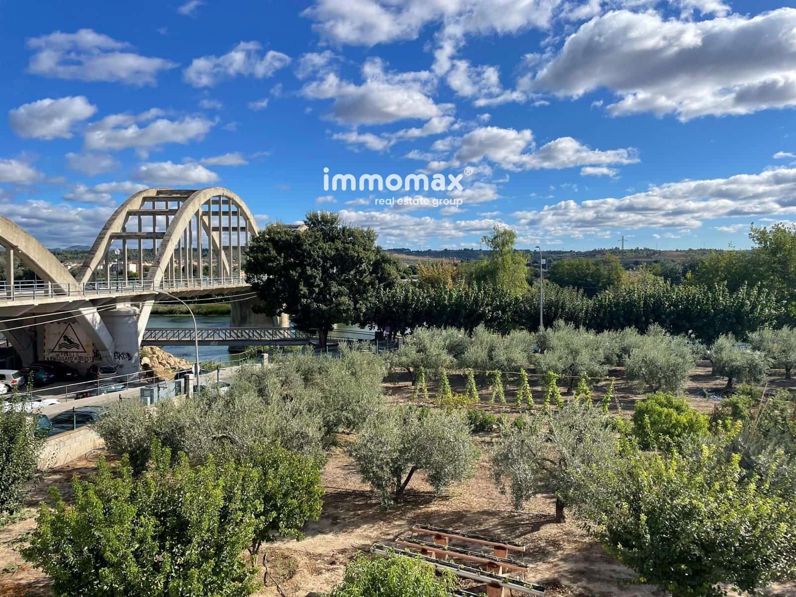 Komercyjne do wynajęcia w Mora d'Ebre - 2 900 € (Ref: 9396740)