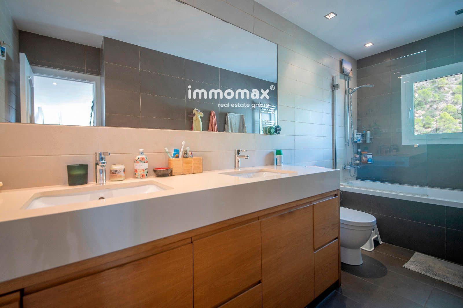 3 bedroom Penthouse for sale in Castelldefels with pool garage - € 755,000 (Ref: 9404686)