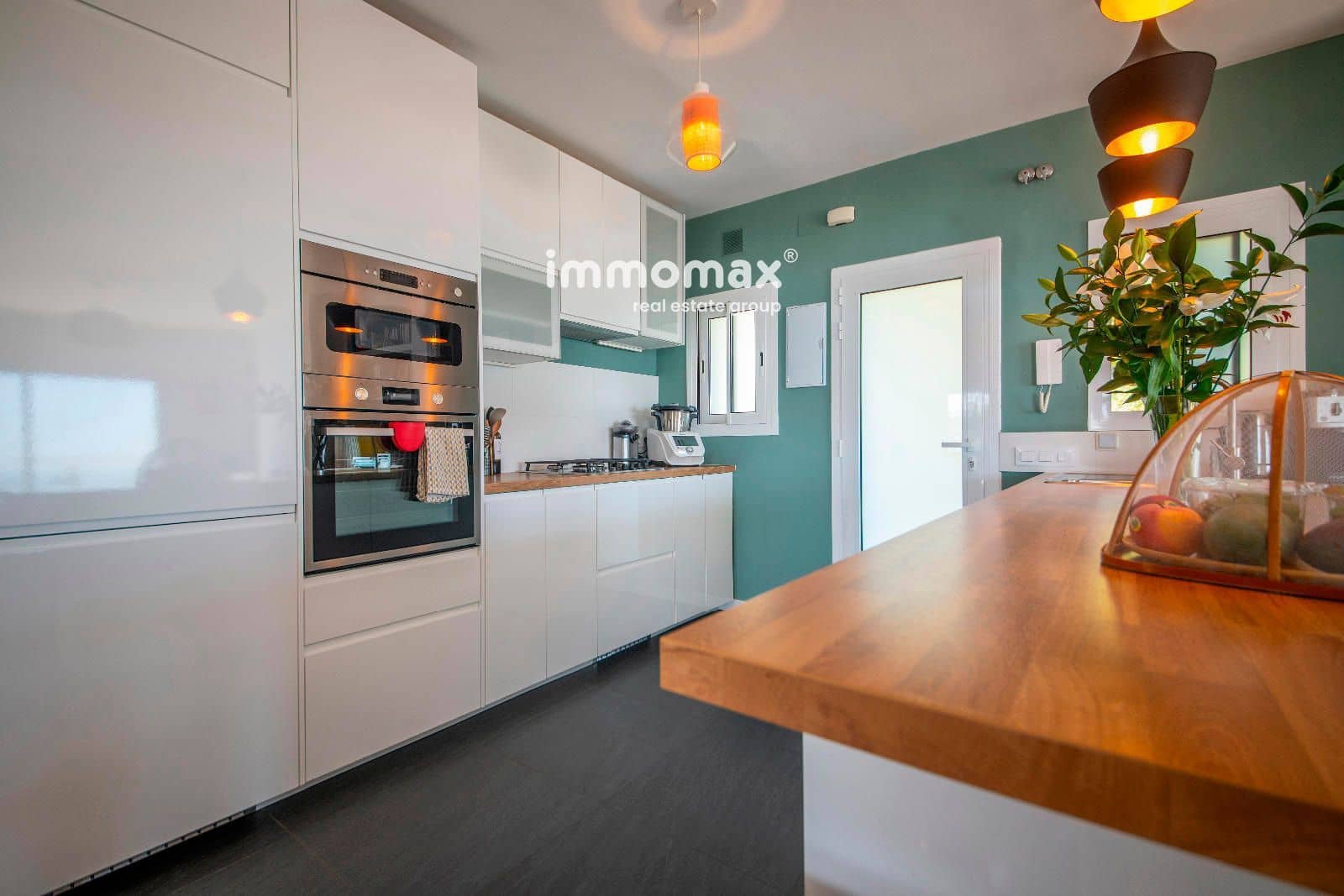 3 bedroom Penthouse for sale in Castelldefels with pool garage - € 755,000 (Ref: 9404686)