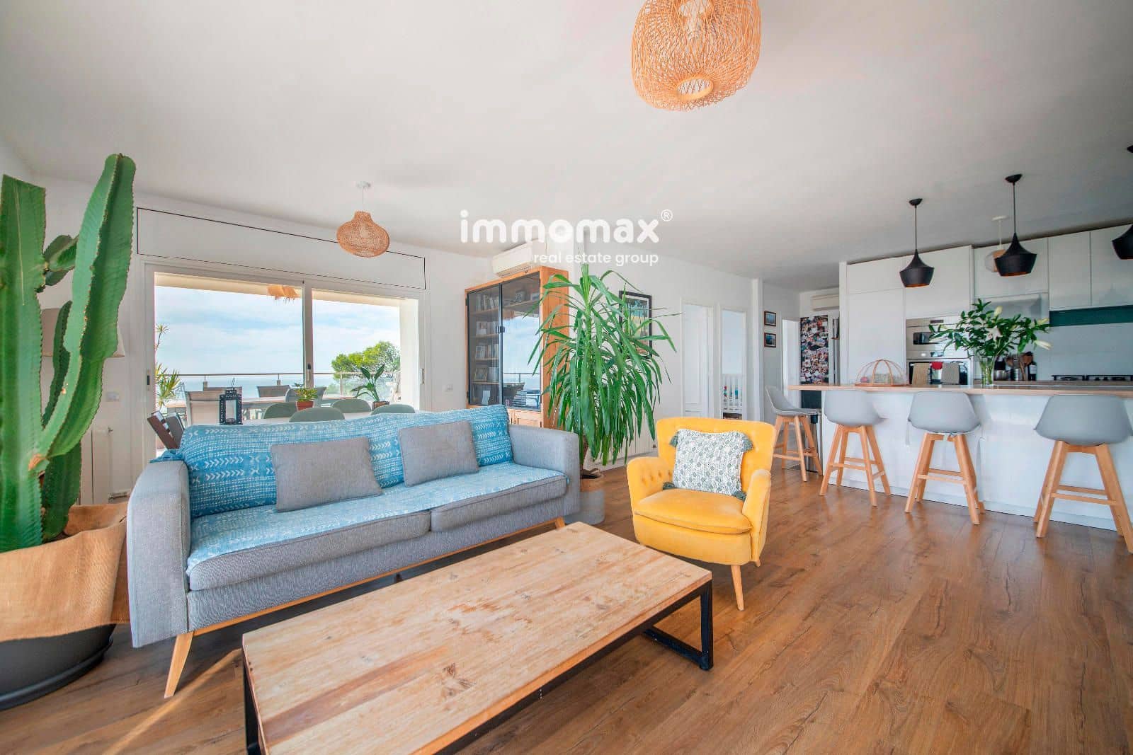 3 bedroom Penthouse for sale in Castelldefels with pool garage - € 755,000 (Ref: 9404686)