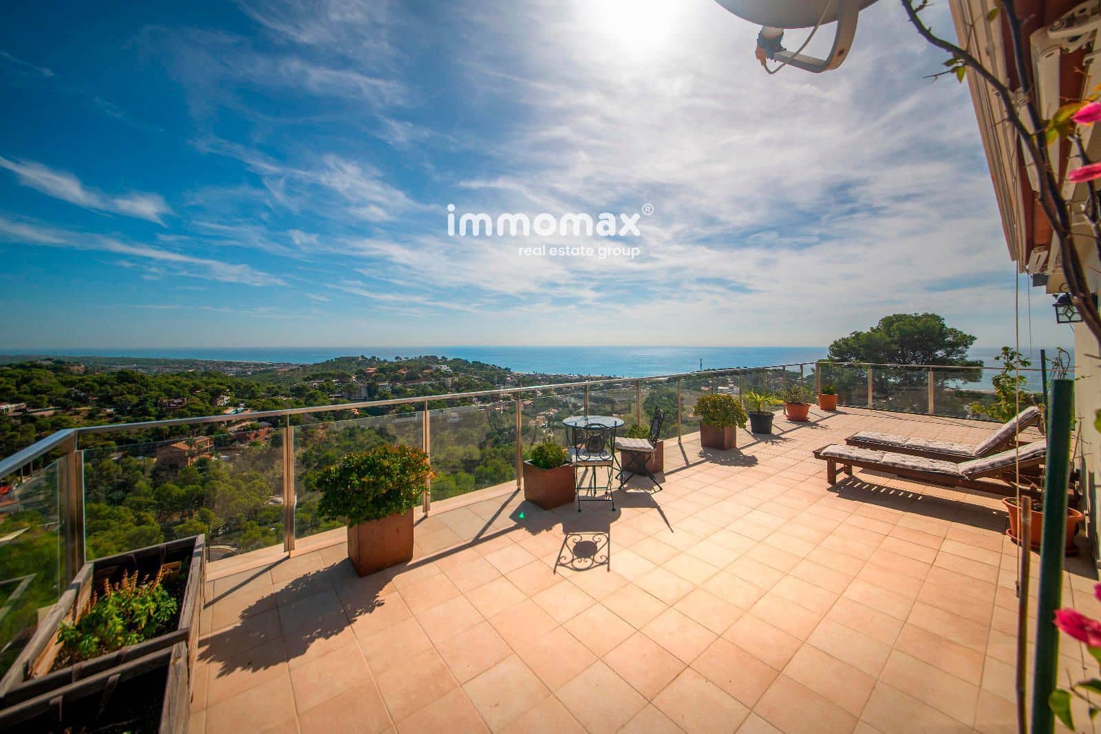 3 bedroom Penthouse for sale in Castelldefels with pool garage - € 755,000 (Ref: 9404686)
