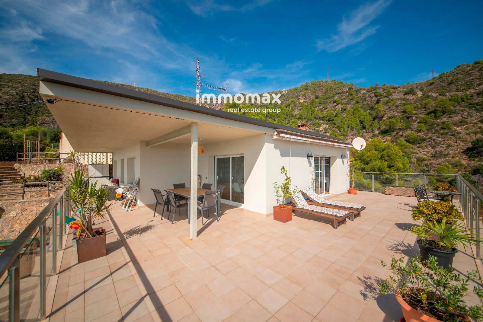 3 bedroom Penthouse for sale in Castelldefels with pool garage - € 755,000 (Ref: 9404686)