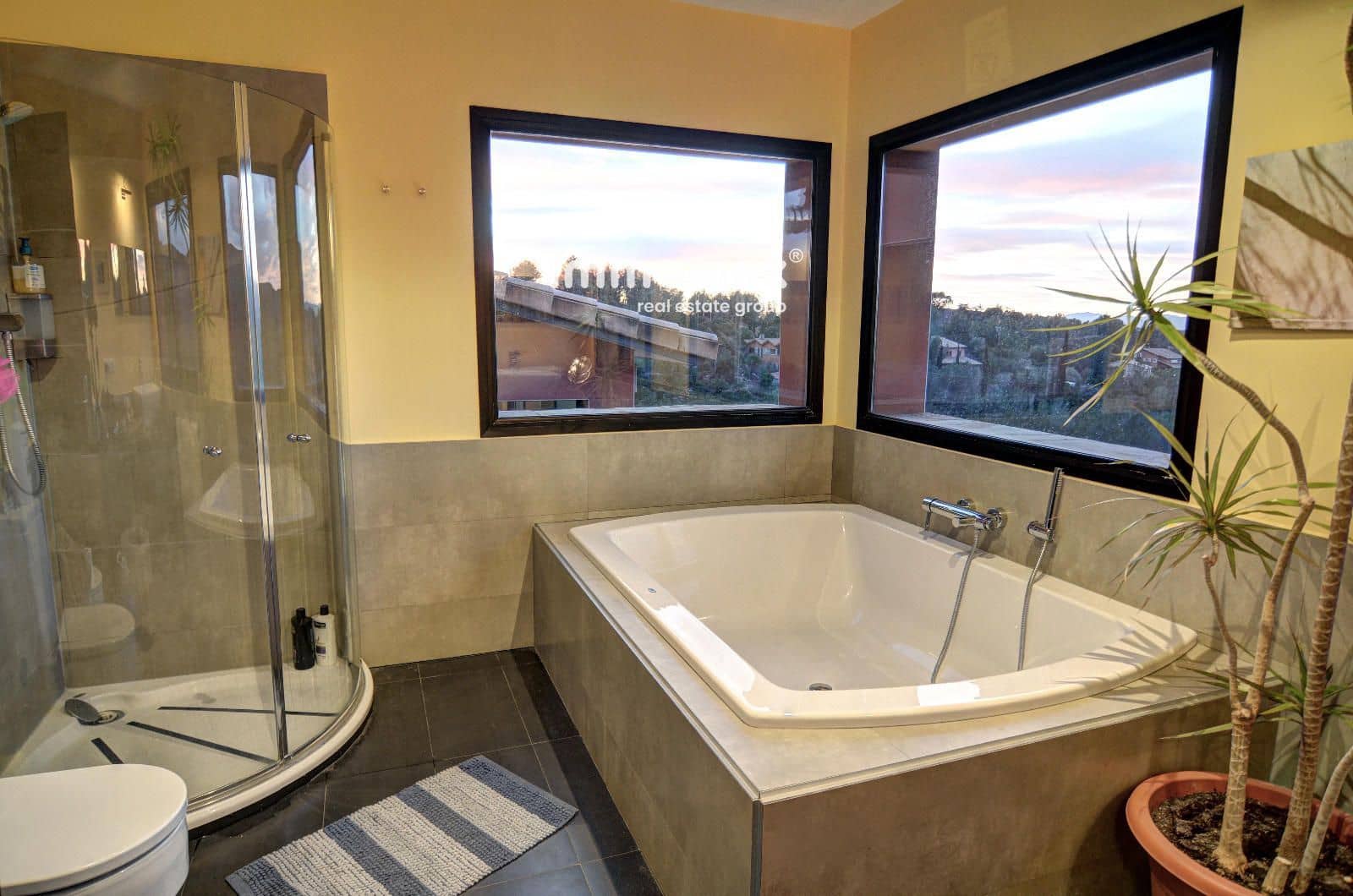 5 camera da letto Villa in vendita in Olivella con piscina - 840.000 € (Rif: 9409399)