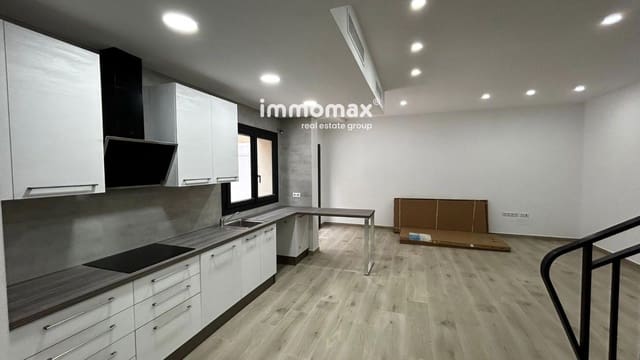 4 Zimmer Haus zu verkaufen in Santa Eulàlia de Ronçana mit Garage - 393.000 € (Ref: 9410242)