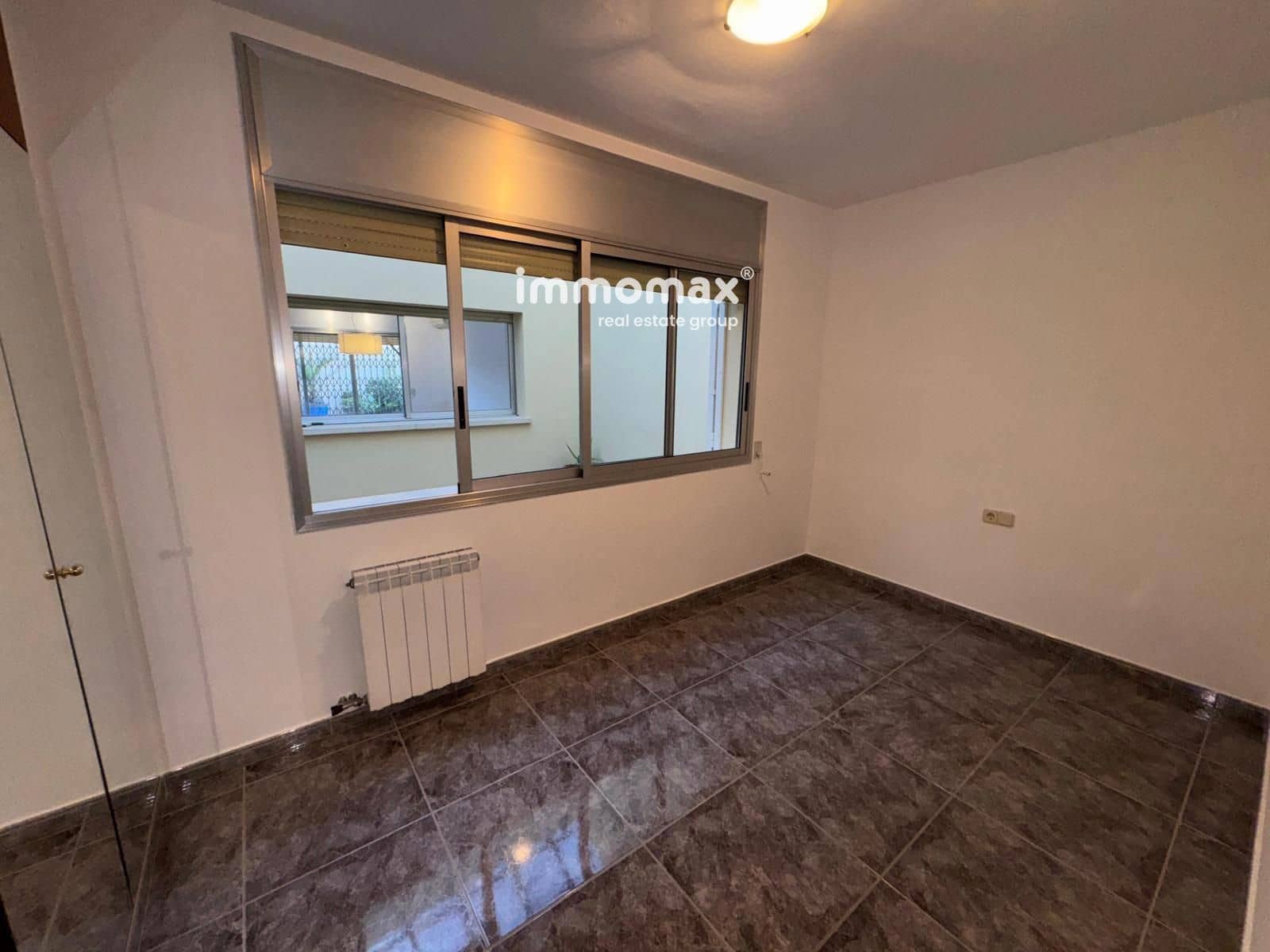 5 slaapkamer Villa te koop in Cornella de Llobregat met garage - € 920.000 (Ref: 9410243)