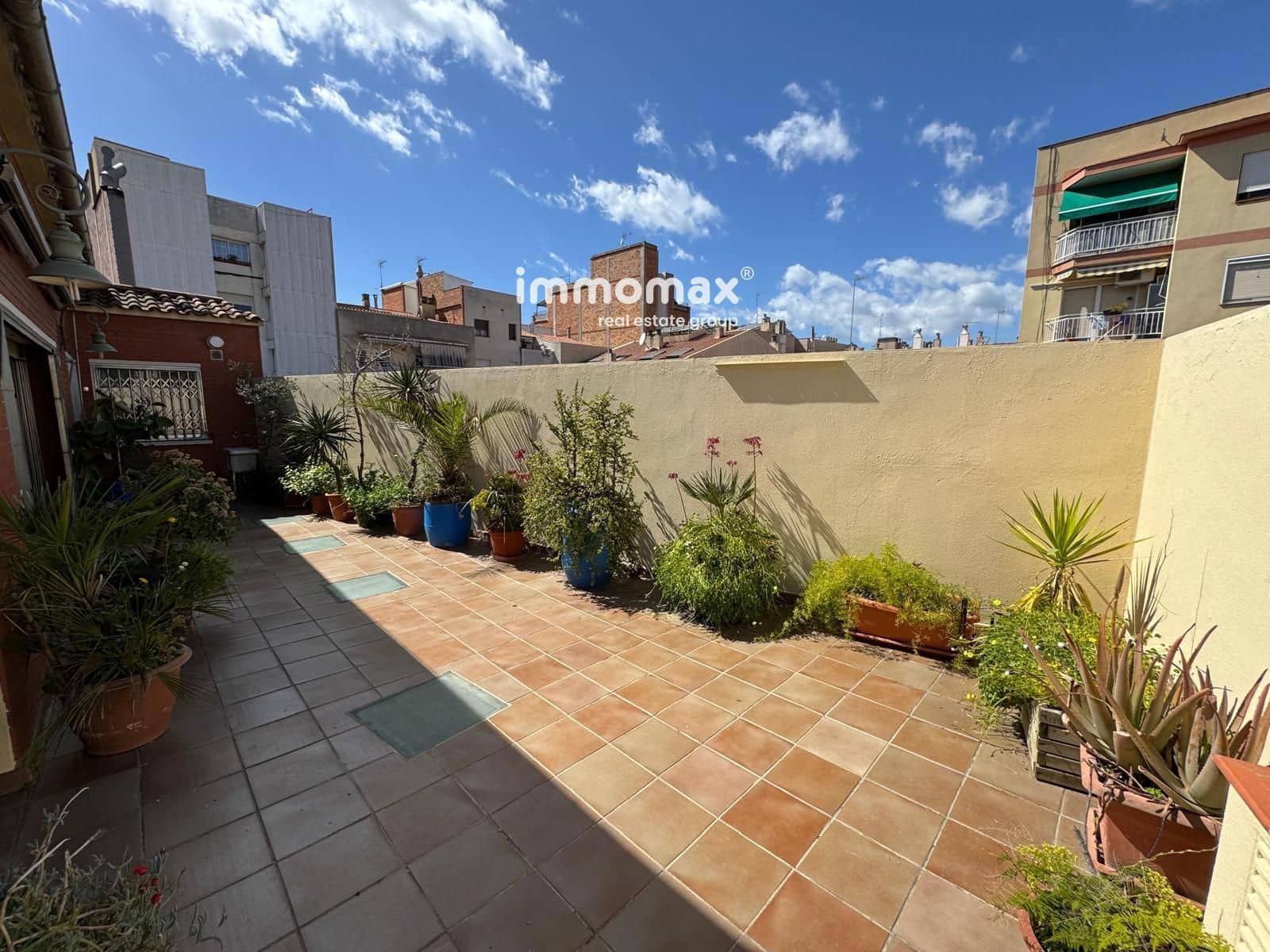 5 quarto Moradia para venda em Cornella de Llobregat com garagem - 859 000 € (Ref: 9410243)