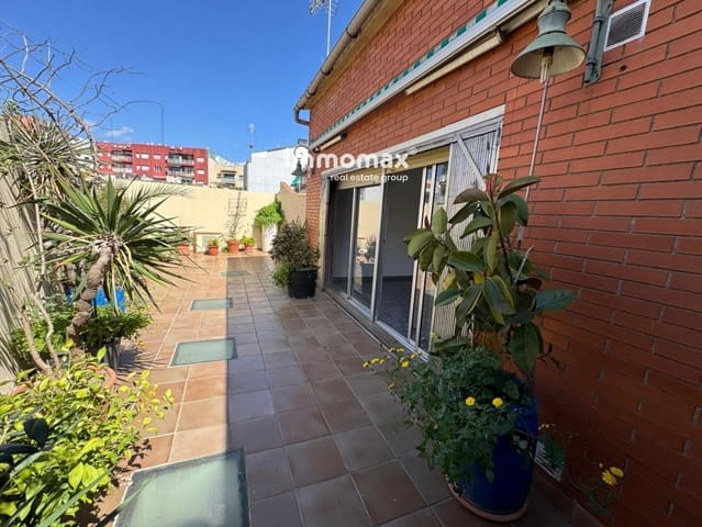 5 makuuhuone Huvila myytävänä paikassa Cornellà de Llobregat mukana 
autotalli - 859 000 € (Ref: 9410243)