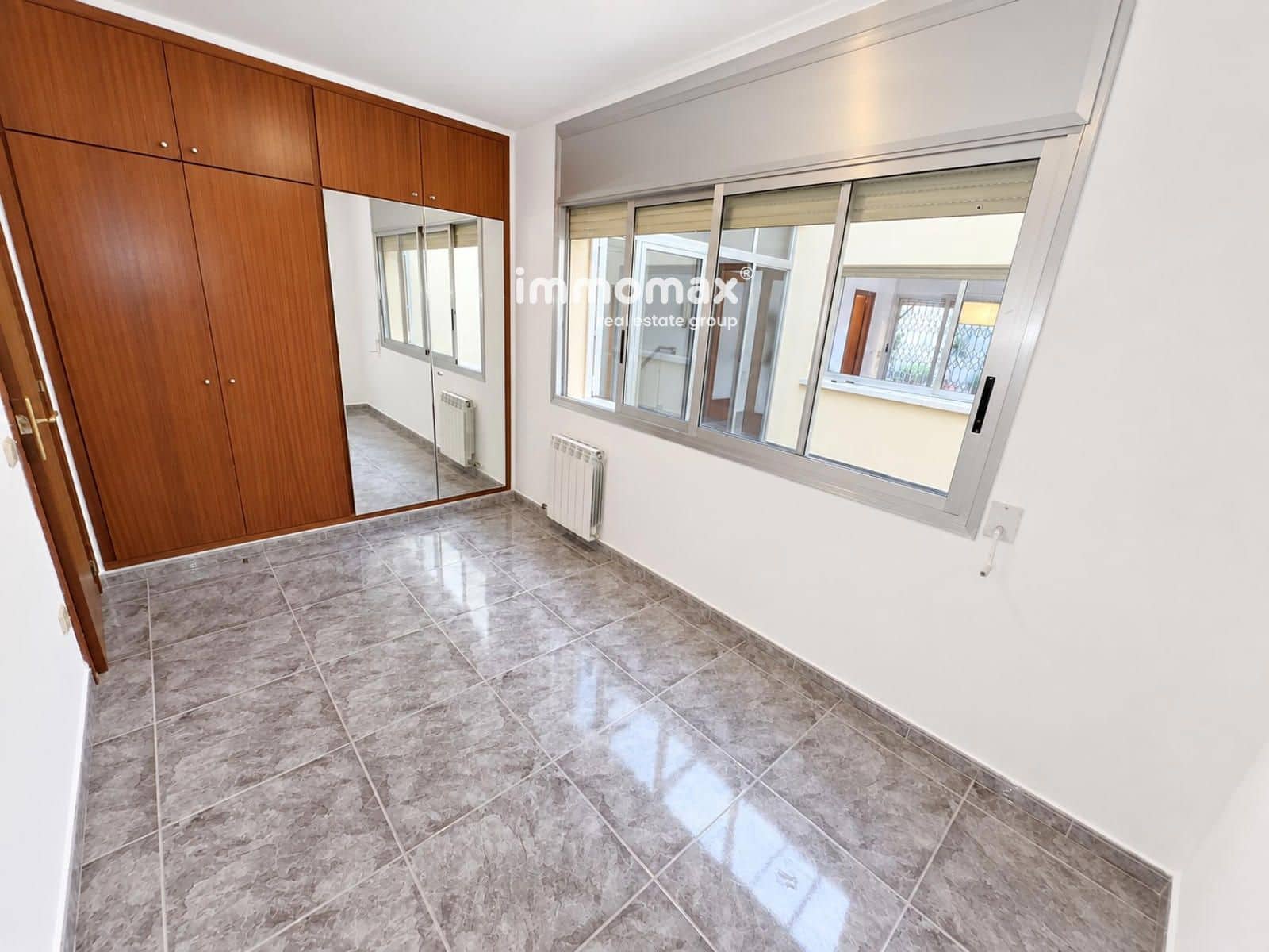5 bedroom Villa for sale in Cornella de Llobregat with garage - € 729,000 (Ref: 9410243)
