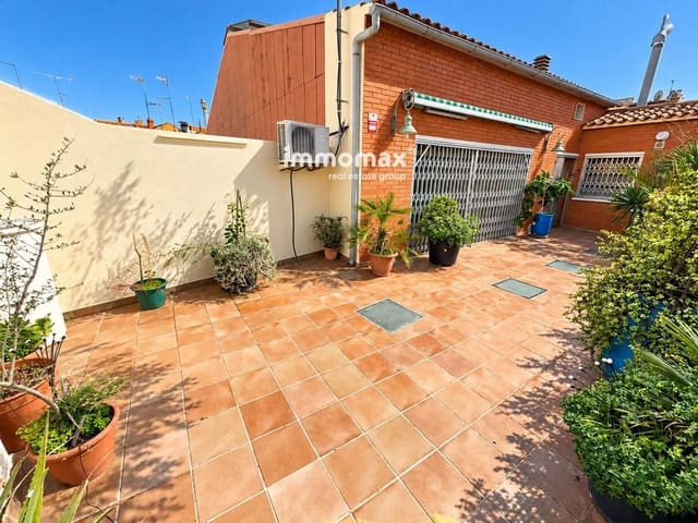 5 sovrum Villa till salu i Cornellà de Llobregat med garage - 729 000 € (Ref: 9410243)