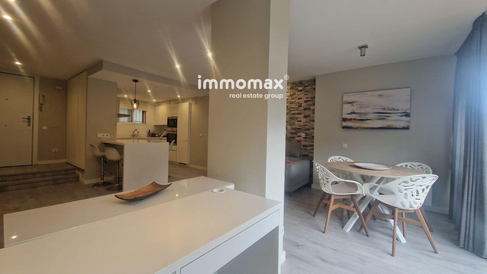 3 bedroom Flat for rent in Gava with pool garage - € 2,500 (Ref: 9412708)