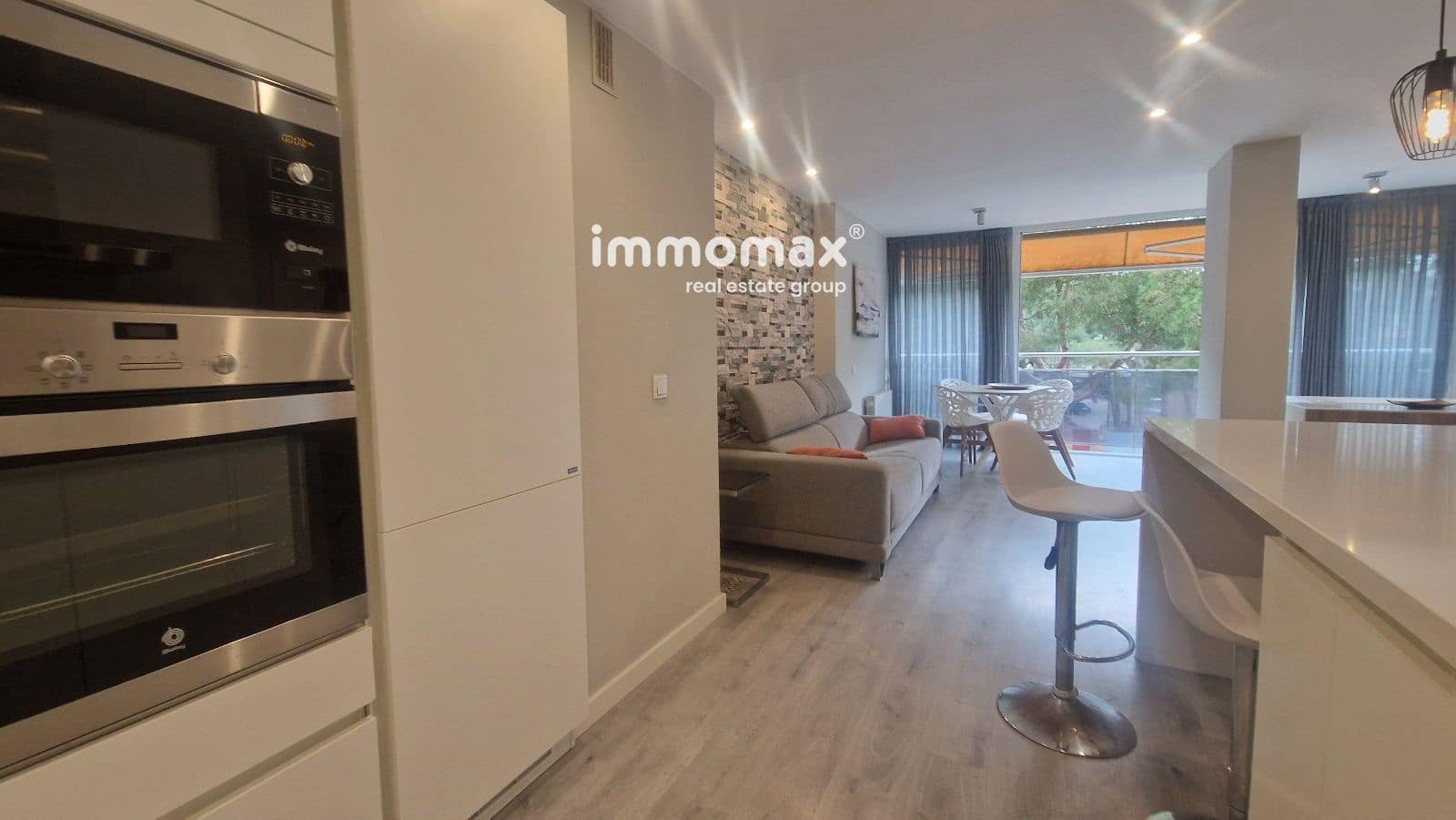 3 bedroom Flat for rent in Gava with pool garage - € 2,500 (Ref: 9412708)