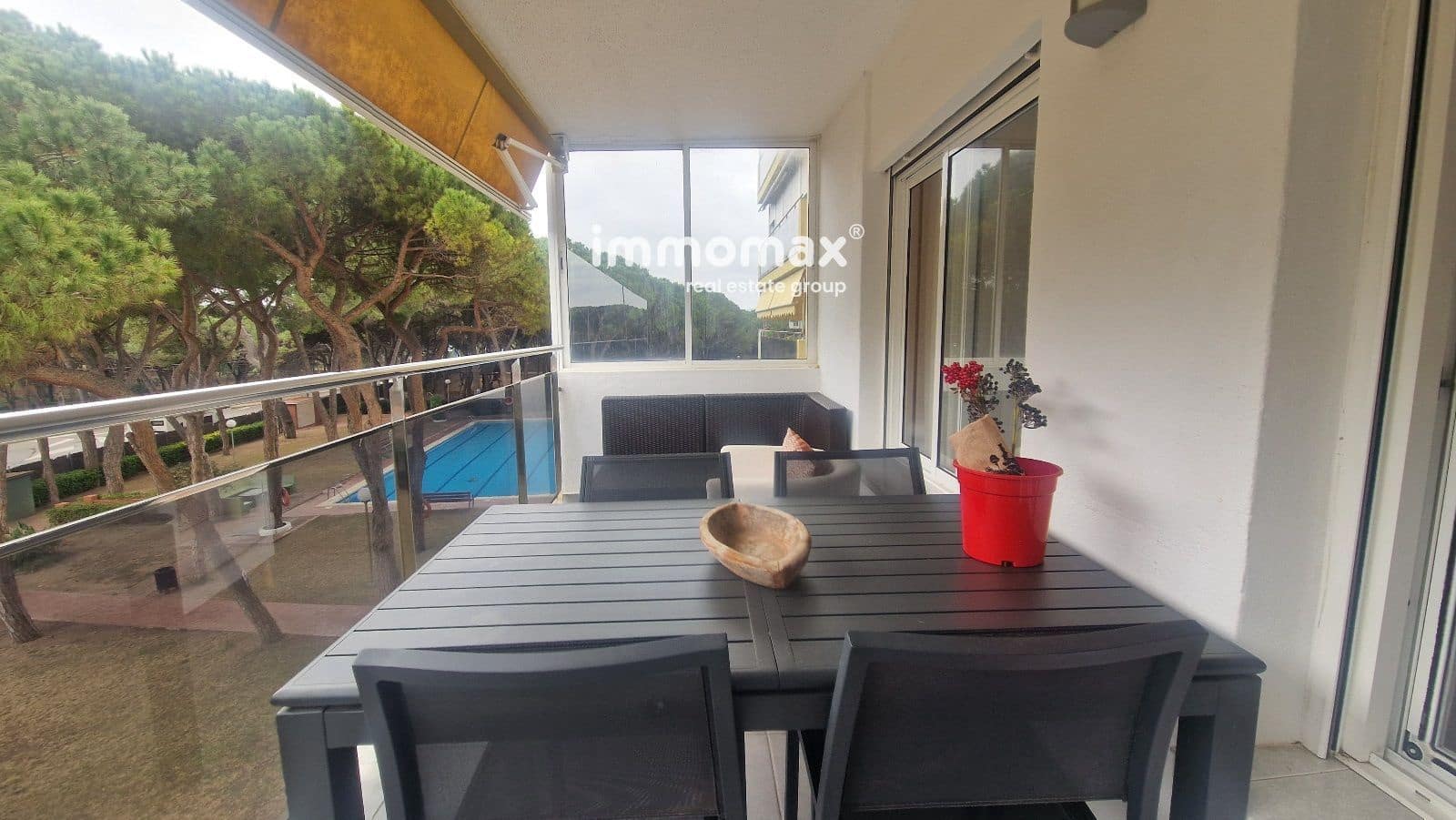 3 bedroom Flat for rent in Gava with pool garage - € 2,500 (Ref: 9412708)