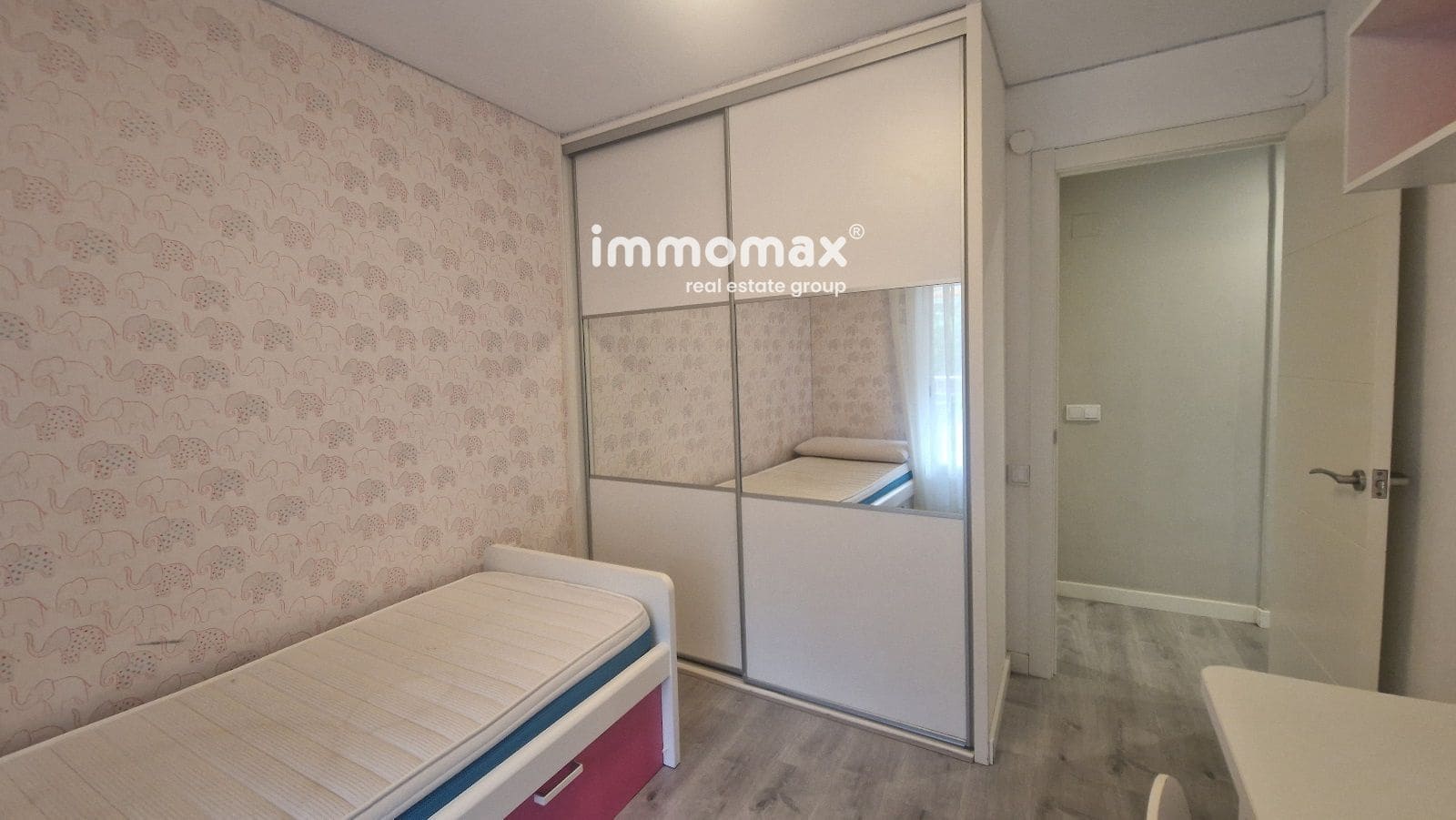 3 bedroom Flat for rent in Gava with pool garage - € 2,500 (Ref: 9412708)