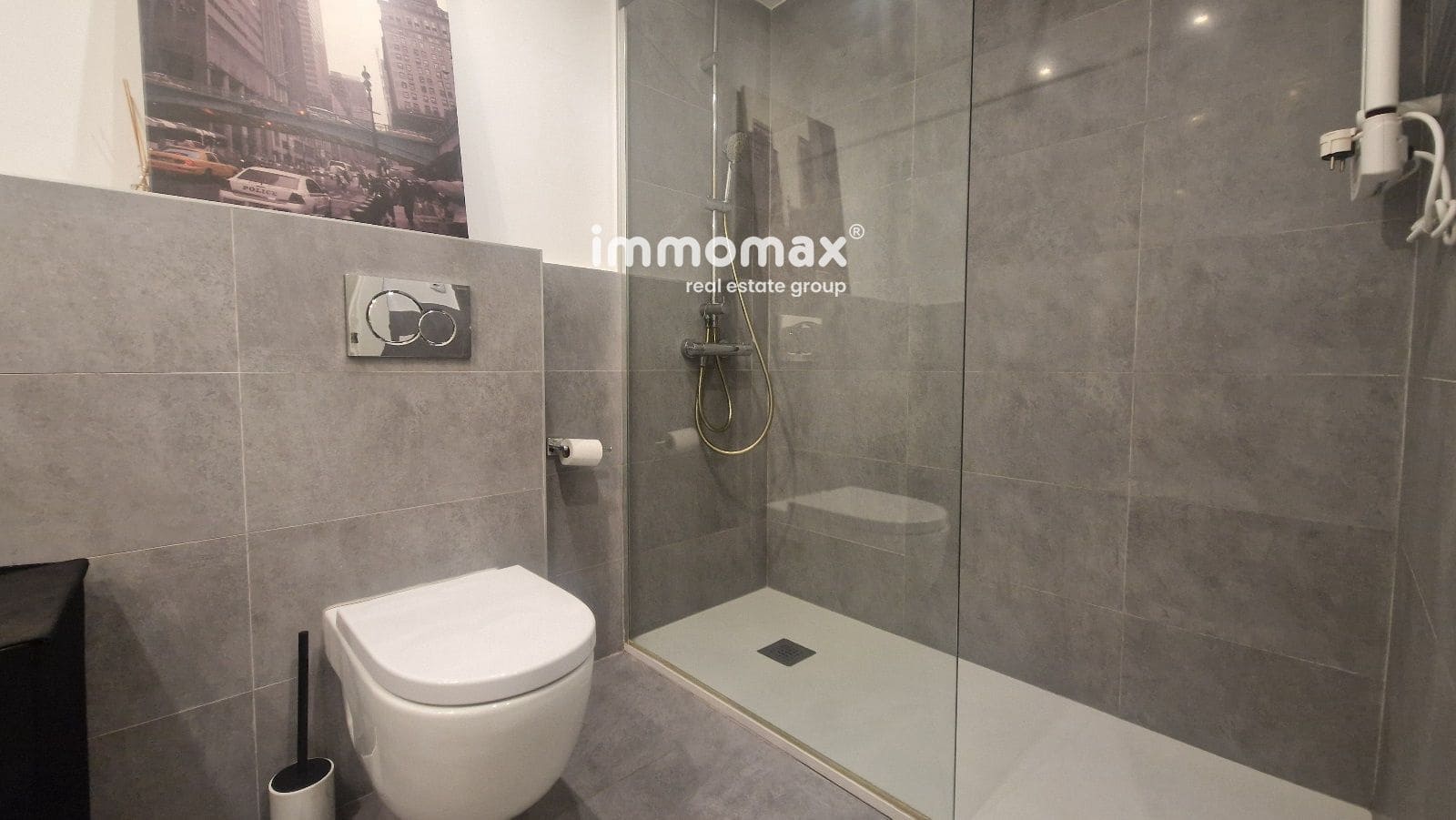 3 bedroom Flat for rent in Gava with pool garage - € 2,500 (Ref: 9412708)