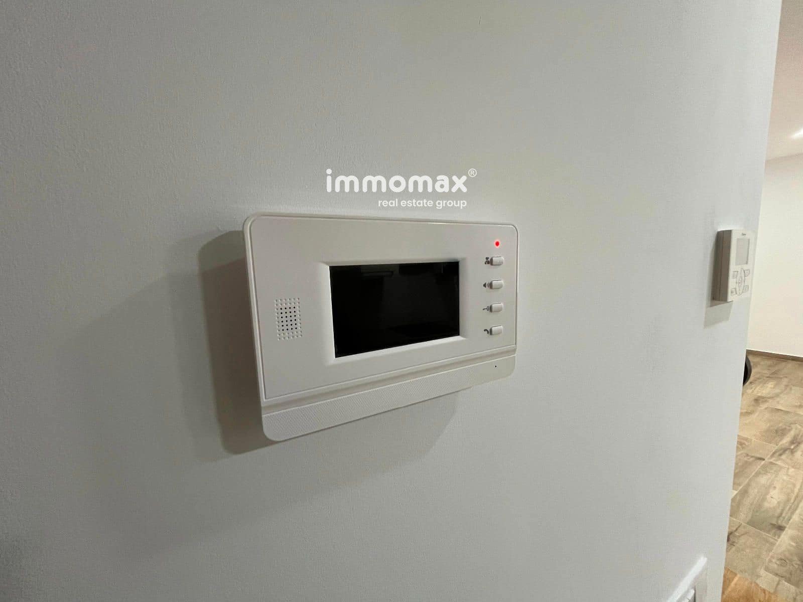 4 soverom Hus til salgs i Santa Eulalia de Roncana med garasje - € 415 000 (Ref: 9412709)