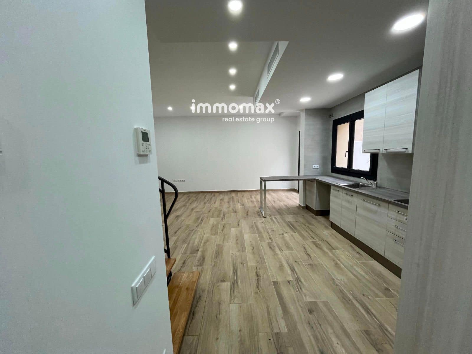 4 soverom Hus til salgs i Santa Eulalia de Roncana med garasje - € 415 000 (Ref: 9412709)