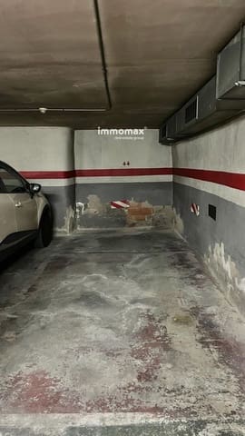 Garaż na sprzedaż w Sant Feliu de Llobregat - 23 000 € (Ref: 9413125)