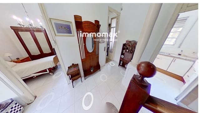 6 sypialnia Willa na sprzedaż w Sant Feliu de Llobregat z basenem garażem - 925 000 € (Ref: 9417442)