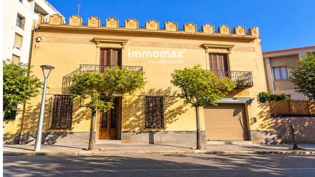 6 quarto Moradia para venda em Sant Feliu de Llobregat com piscina garagem - 895 000 € (Ref: 9417442)
