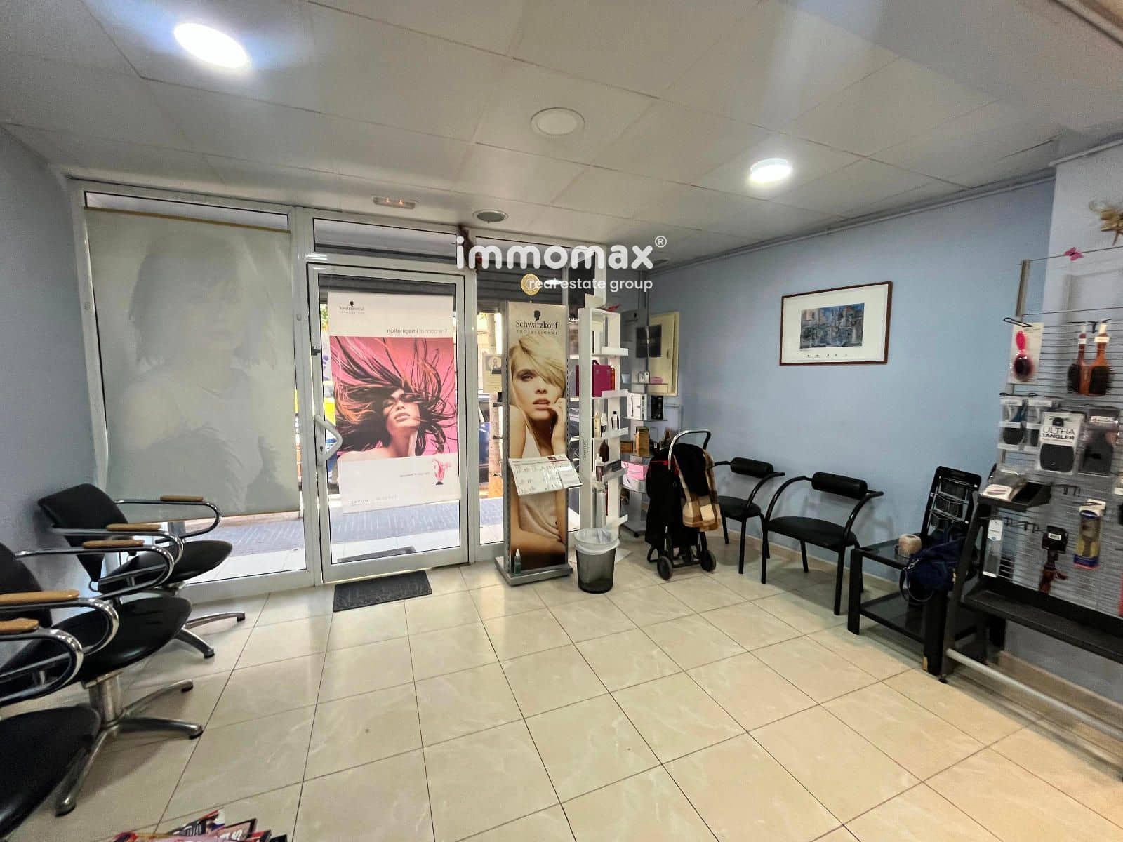 Commercial for sale in Vilanova i la Geltru - € 148,000 (Ref: 9421699)