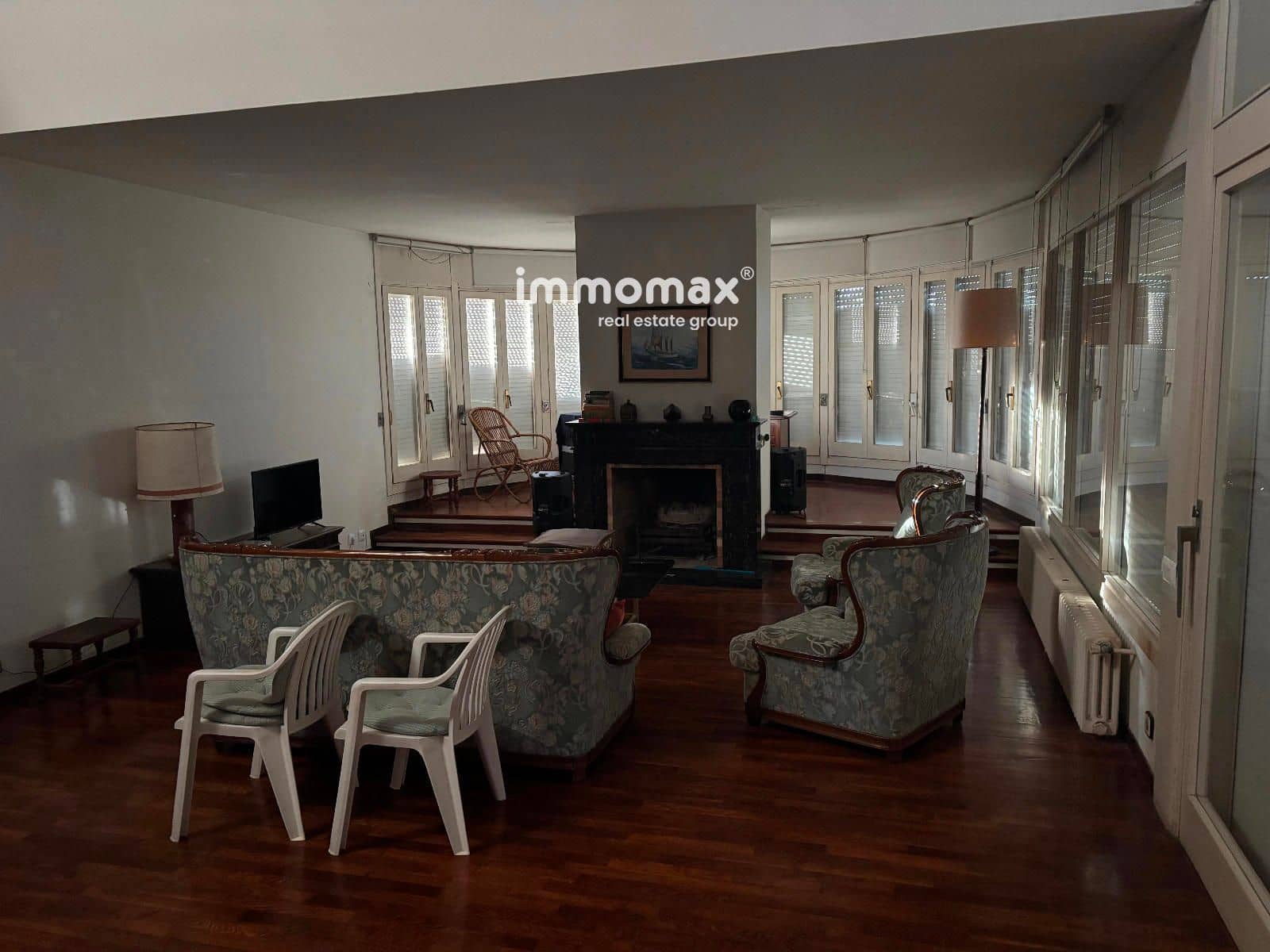 8 soverom Villa til salgs i Tarragona by med svømmebasseng garasje - € 1 250 000 (Ref: 9426613)