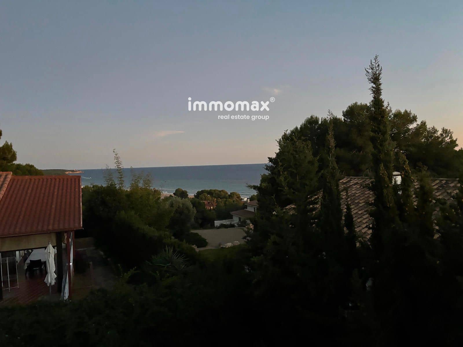 8 soverom Villa til salgs i Tarragona by med svømmebasseng garasje - € 1 250 000 (Ref: 9426613)