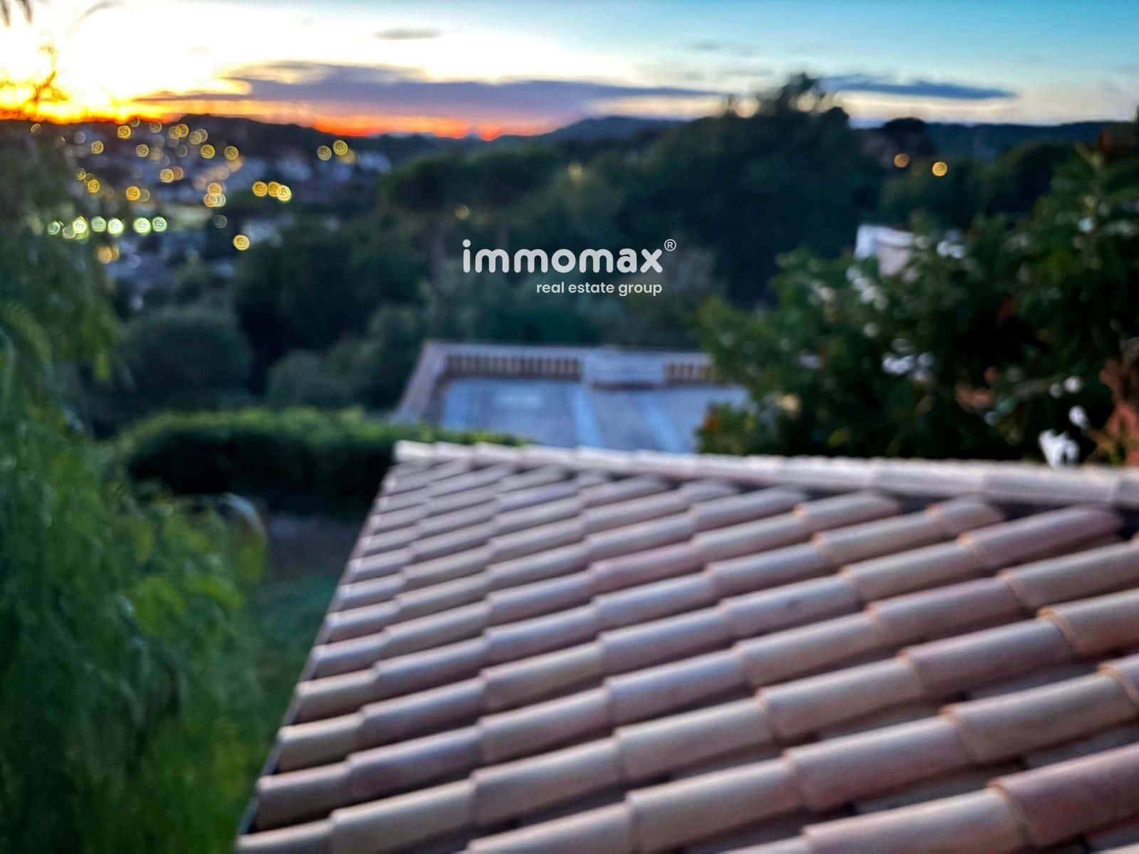 8 soverom Villa til salgs i Tarragona by med svømmebasseng garasje - € 1 250 000 (Ref: 9426613)