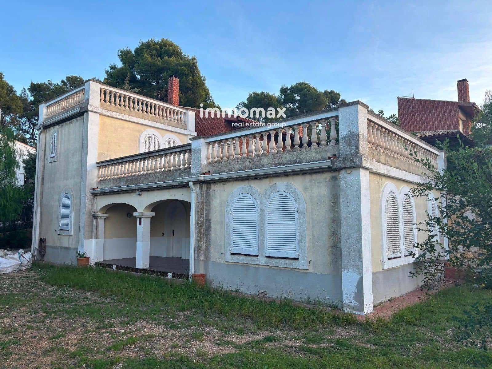 8 soverom Villa til salgs i Tarragona by med svømmebasseng garasje - € 1 250 000 (Ref: 9426613)